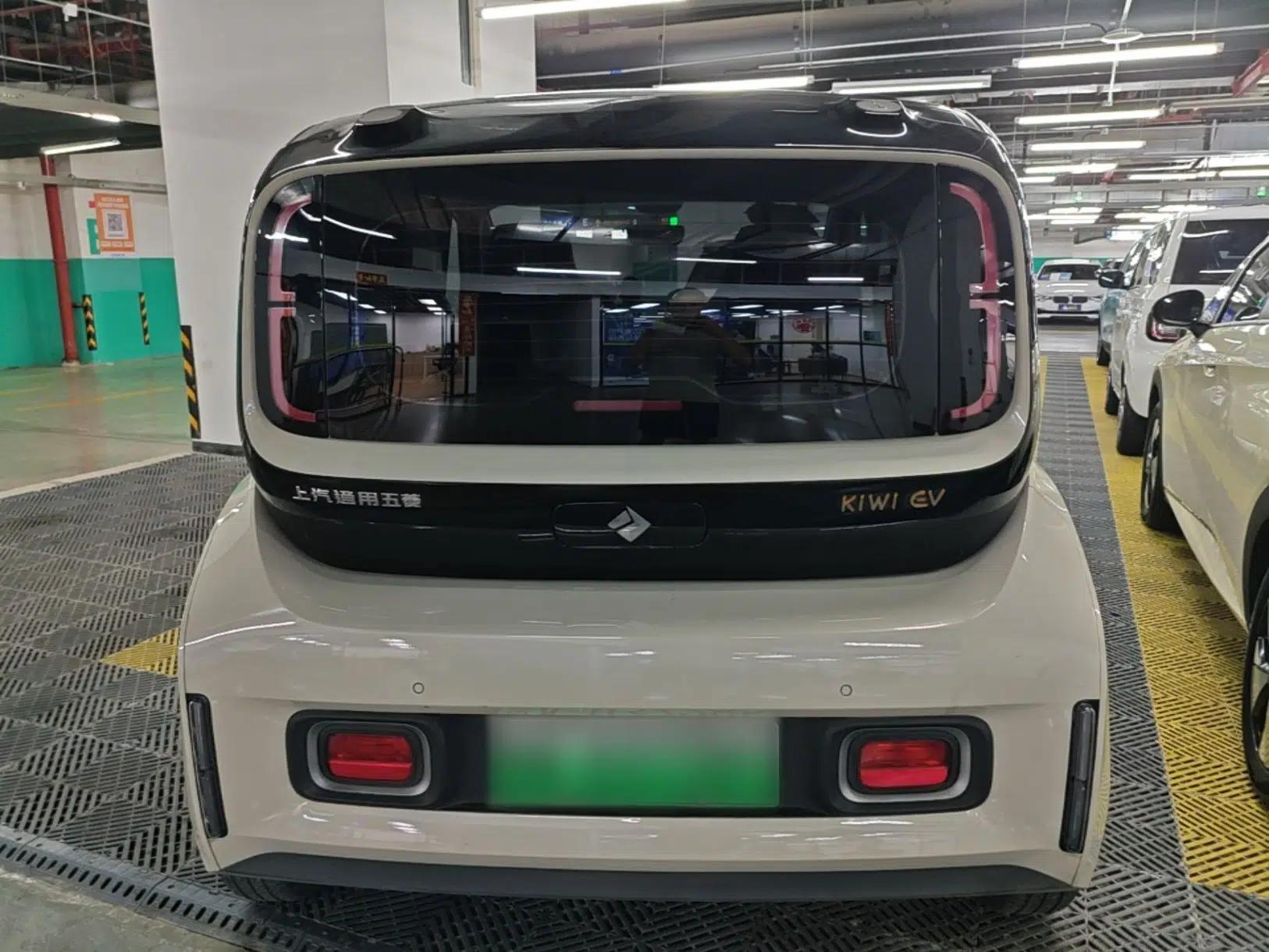 Baojun KiWi EV 2021 Artist Model Ternary Lithium — миниатюра 5