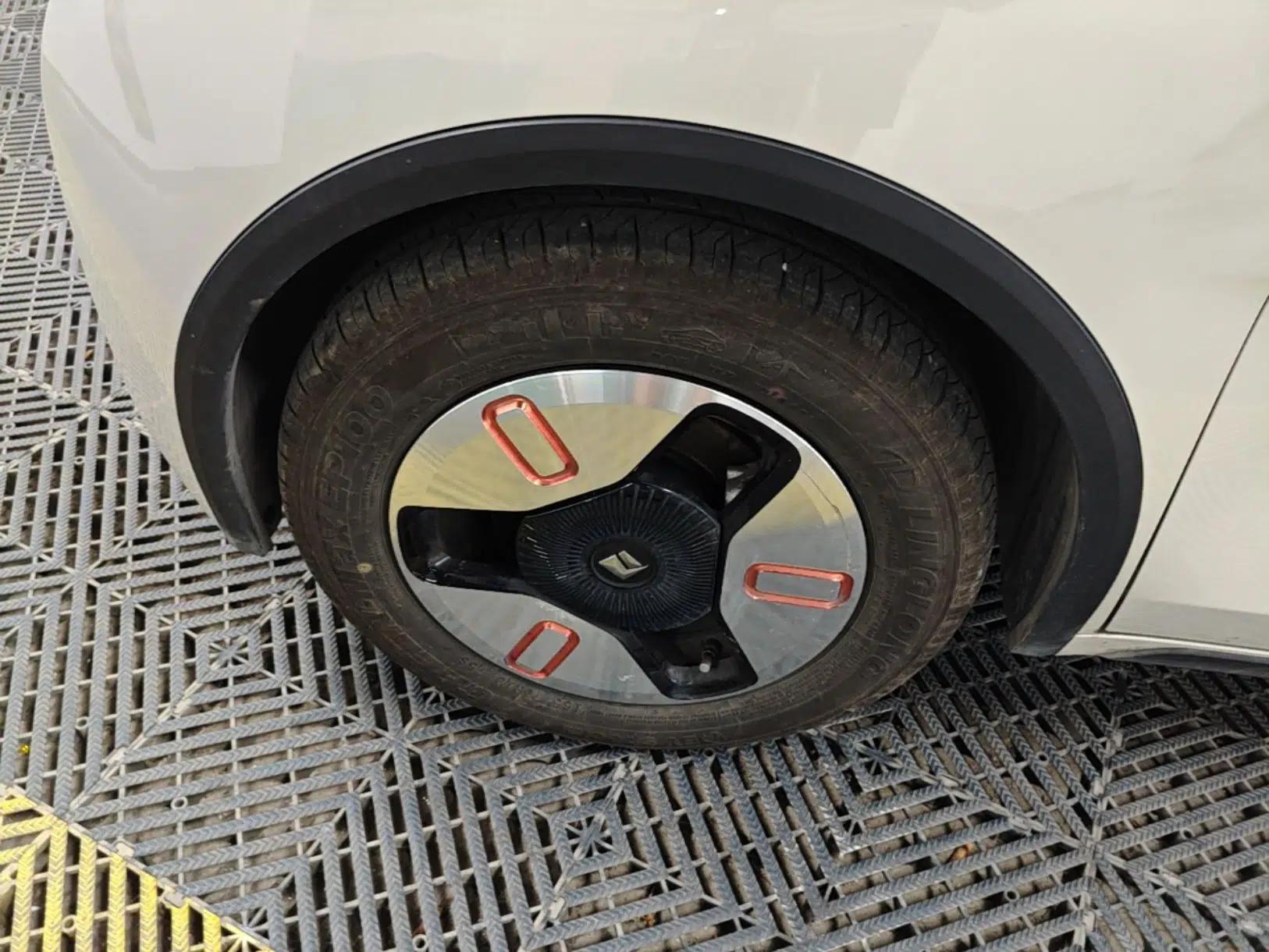 Baojun KiWi EV 2021 Artist Model Ternary Lithium — миниатюра 10