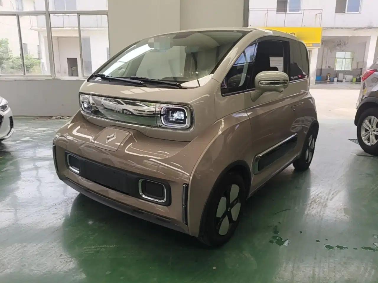 Baojun KiWi EV 2023 Smart Luxury Edition Ternary Lithium — миниатюра 1