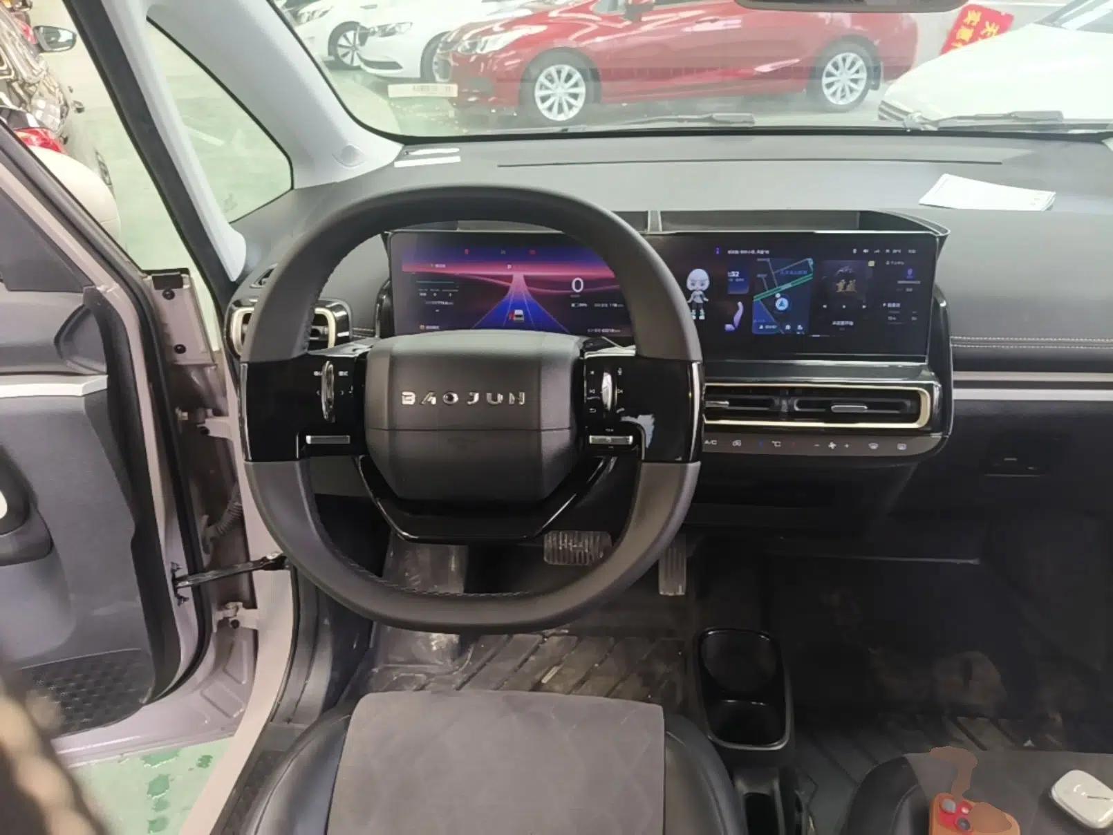 Baojun KiWi EV 2023 Smart Luxury Edition Ternary Lithium — миниатюра 13