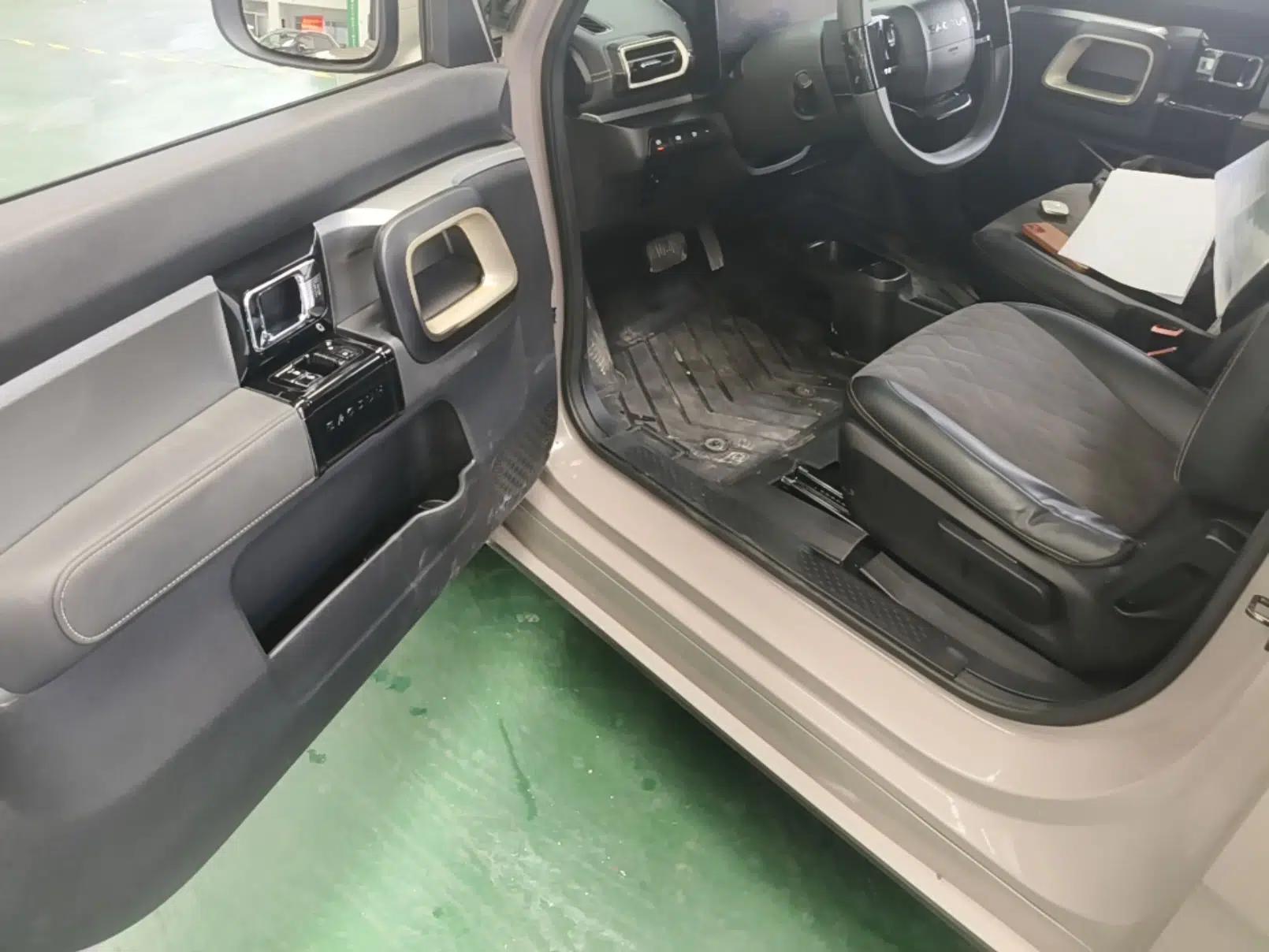 Baojun KiWi EV 2023 Smart Luxury Edition Ternary Lithium — миниатюра 18