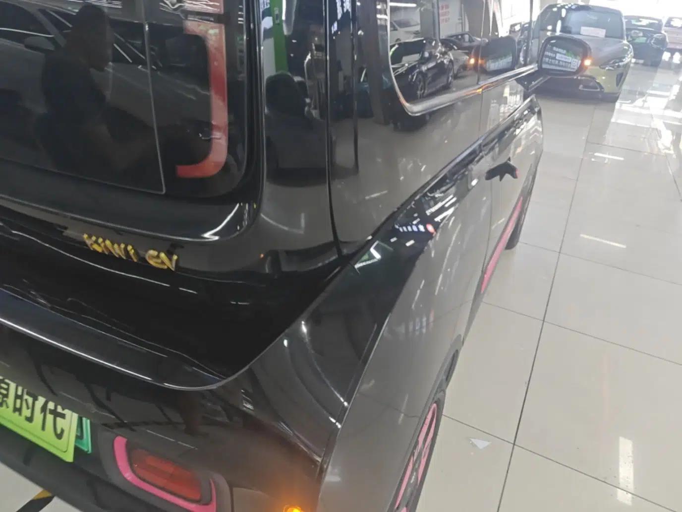 Baojun KiWi EV 2022 Artist Lite Edition Ternary Lithium — миниатюра 9