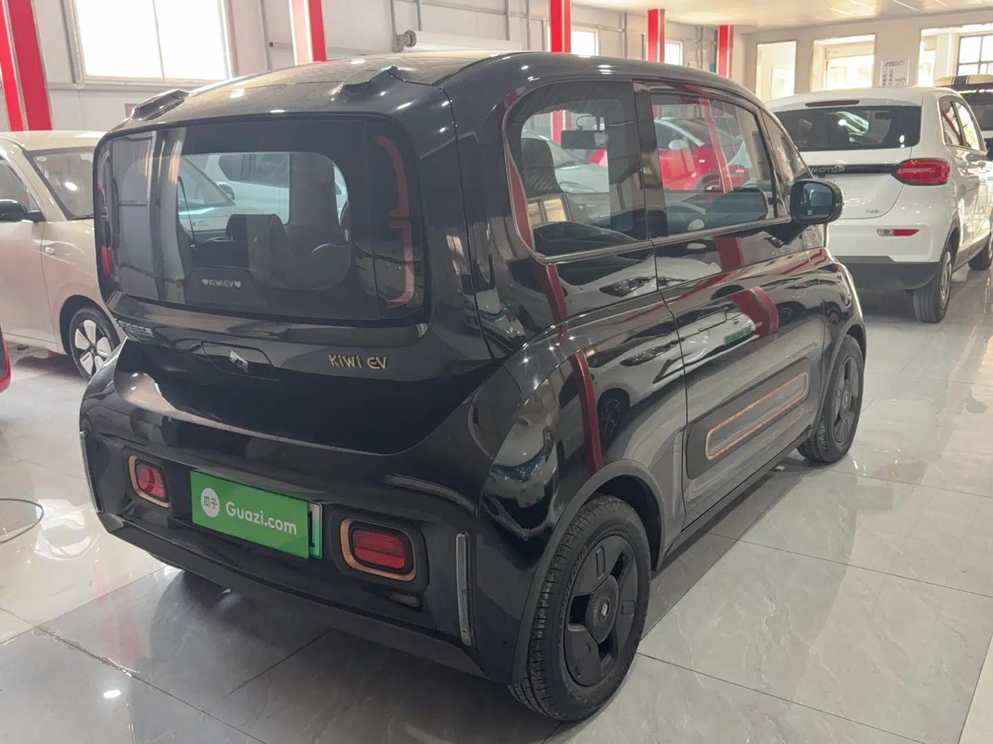 Baojun KiWi EV 2022 Designer Lite Edition Ternary Lithium — миниатюра 3