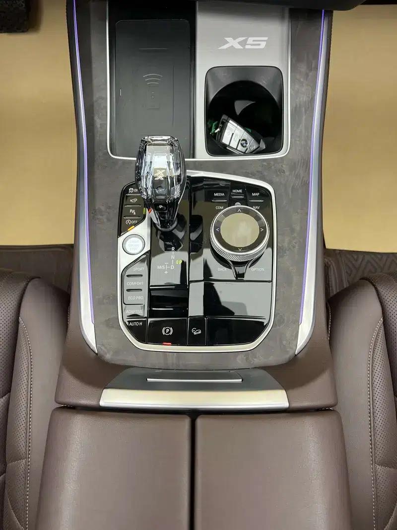 BMW X5 2022 Facelift xDrive 30Li M Sport Package — миниатюра 13
