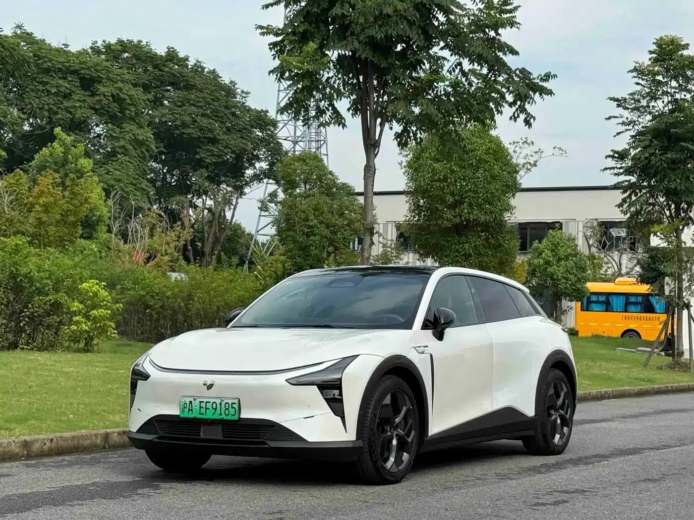 2024 Model X6 01 (Facelift) Max Long Range Edition — миниатюра 1