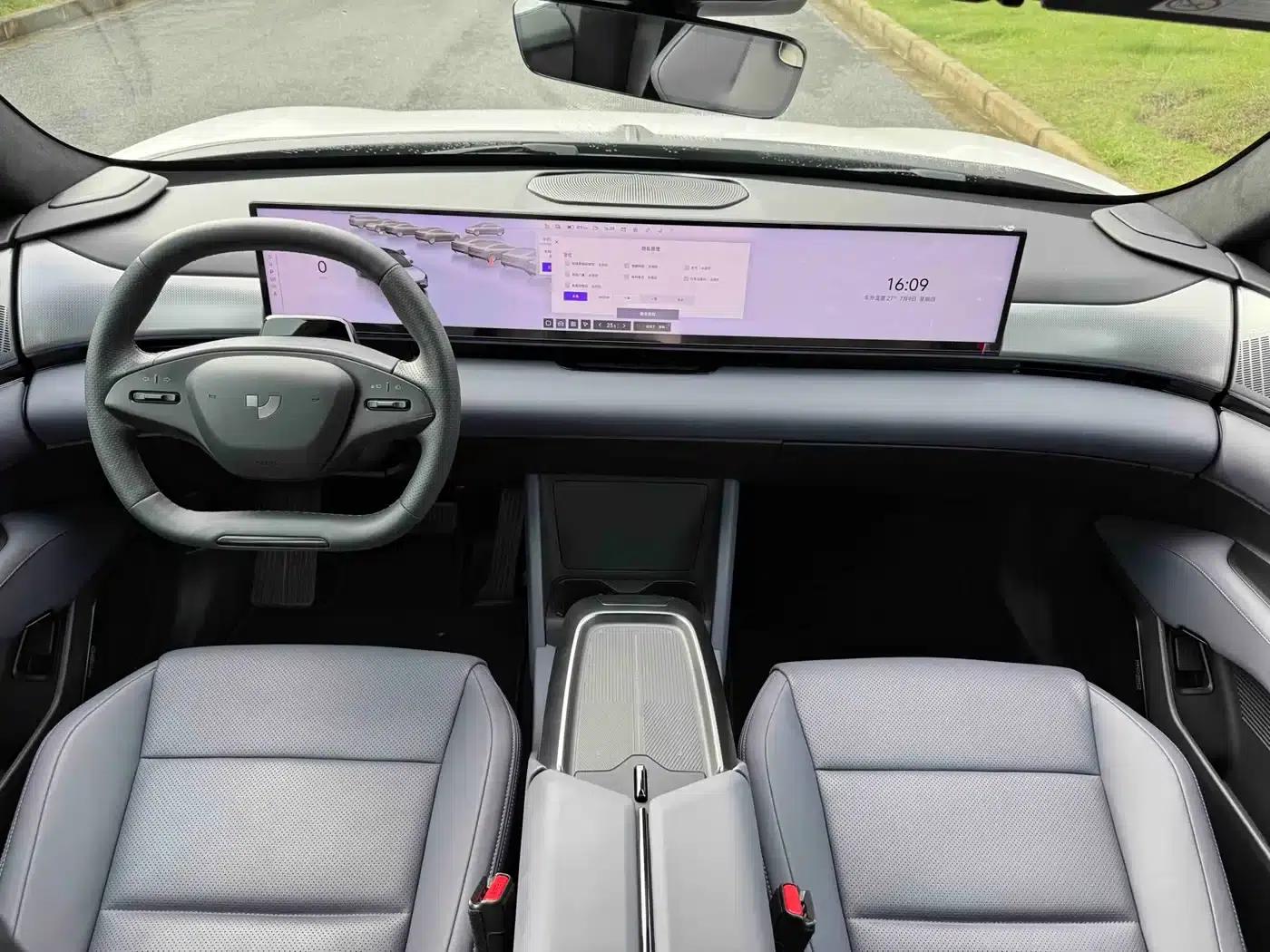 2024 Model X6 01 (Facelift) Max Long Range Edition — миниатюра 10