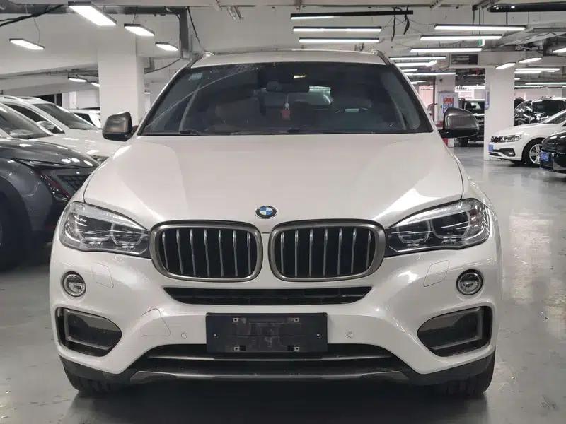 BMW X6 2015 xDrive28i — миниатюра 2