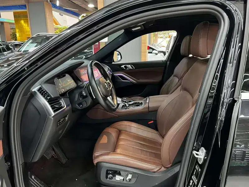 BMW X6 2021 xDrive40i Luxury M Sport Package — миниатюра 13