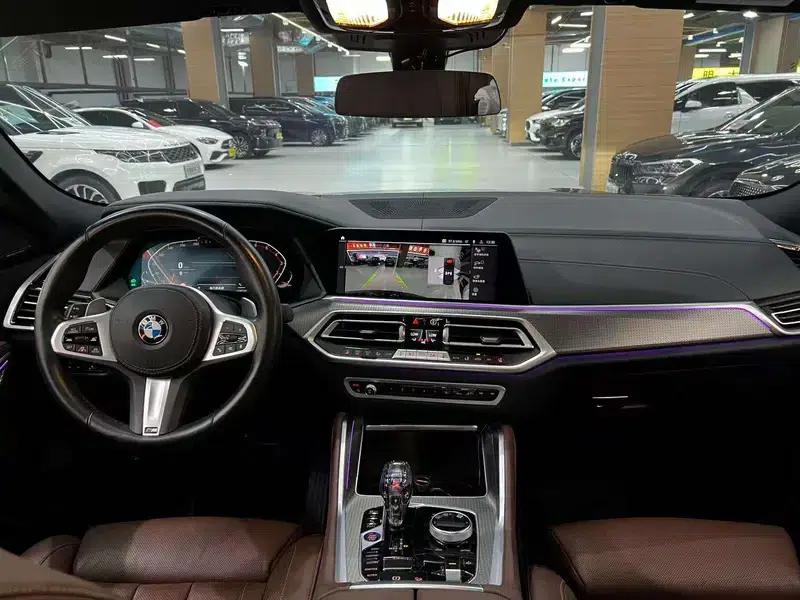 BMW X6 2021 xDrive40i Luxury M Sport Package — миниатюра 9