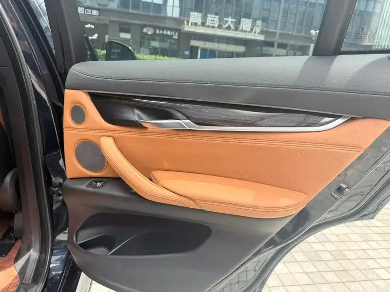 BMW X6 2018 xDrive35i M Sport Luxury — миниатюра 7