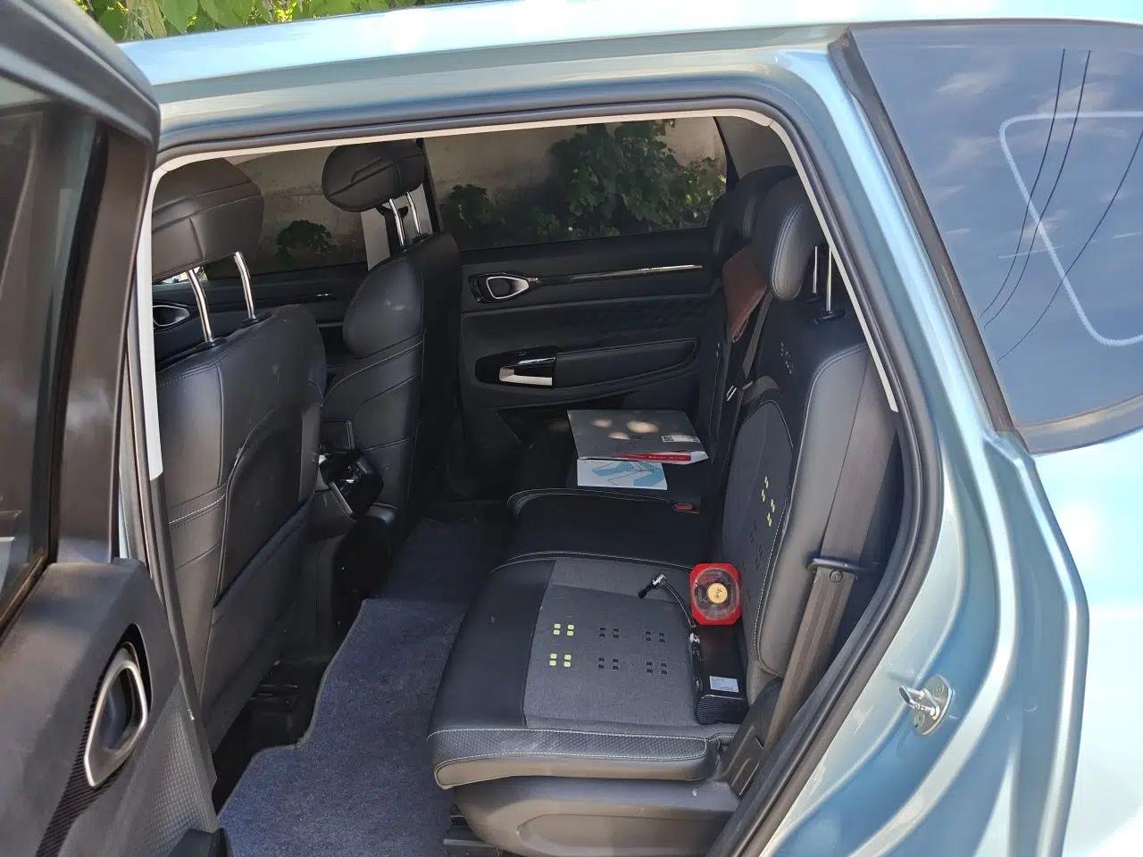 Baojun RM-5 2019 1.5L CVT Elite Version with 24-Hour Online Service 7 Seats — миниатюра 17