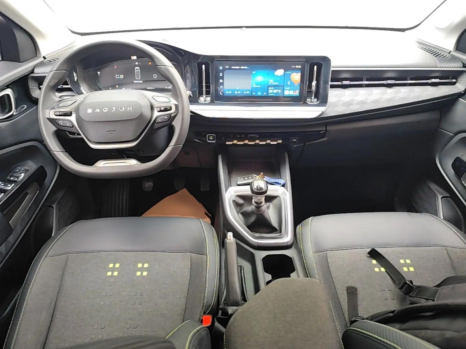 Baojun RM-5 2019 1.5T Manual Elite Version with 24-Hour Online Service 7 Seats — миниатюра 12