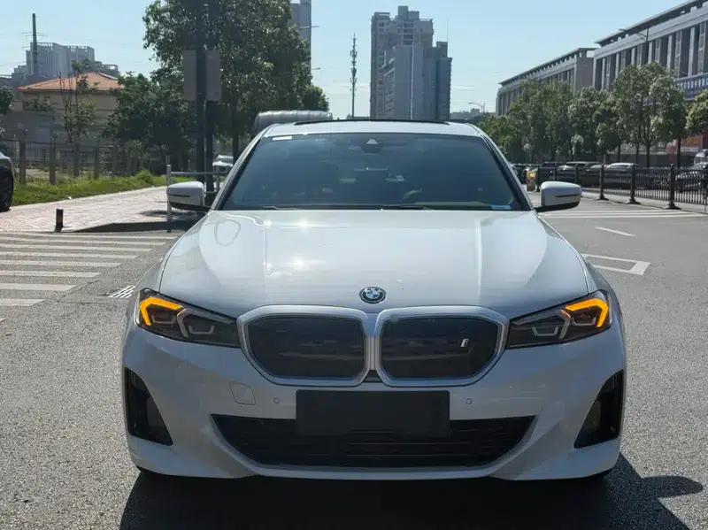 BMW i3 2022 eDrive35L — миниатюра 2