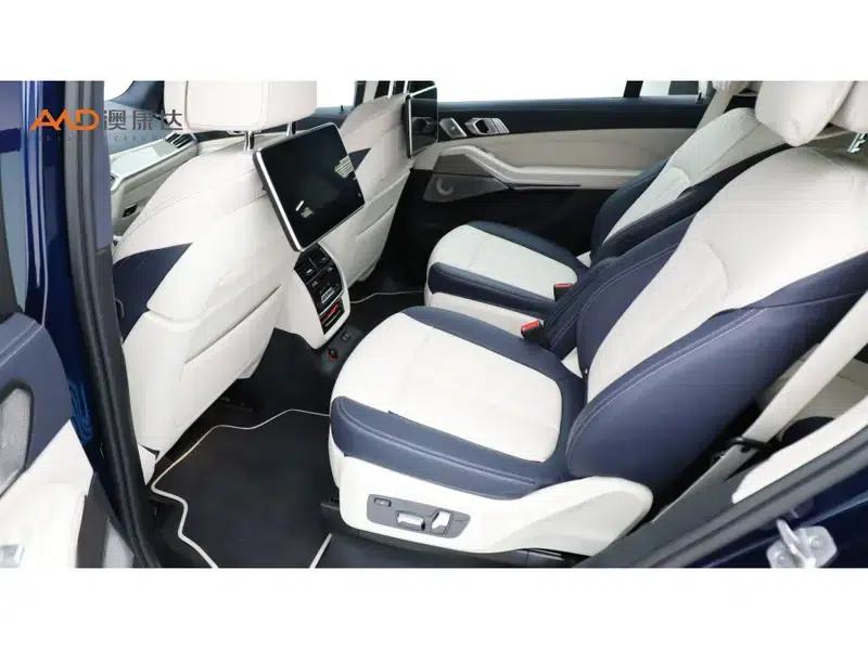 2022 BMW X7 xDrive40i Executive M Sport Package — миниатюра 10