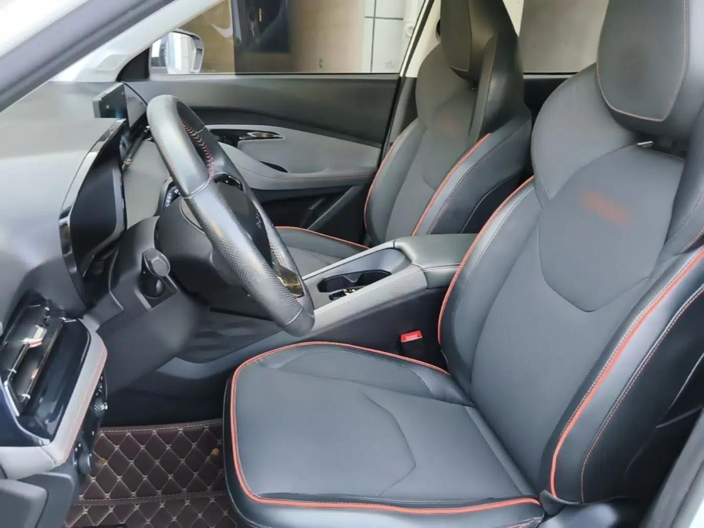 Baojun RS-3 2020 1.5L CVT Smart Luxury Edition — миниатюра 17