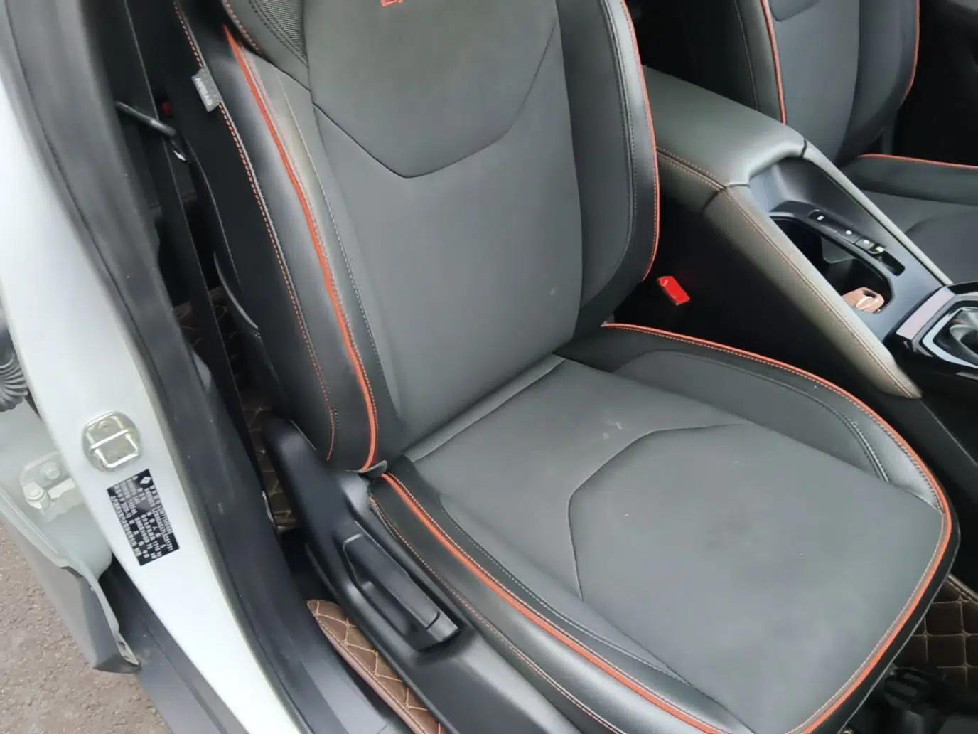 Baojun RS-3 2020 1.5L CVT Smart Luxury Edition — миниатюра 19