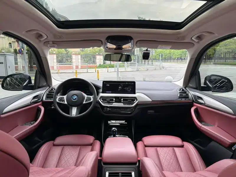 BMW iX3 2022 Leading Edition — миниатюра 7