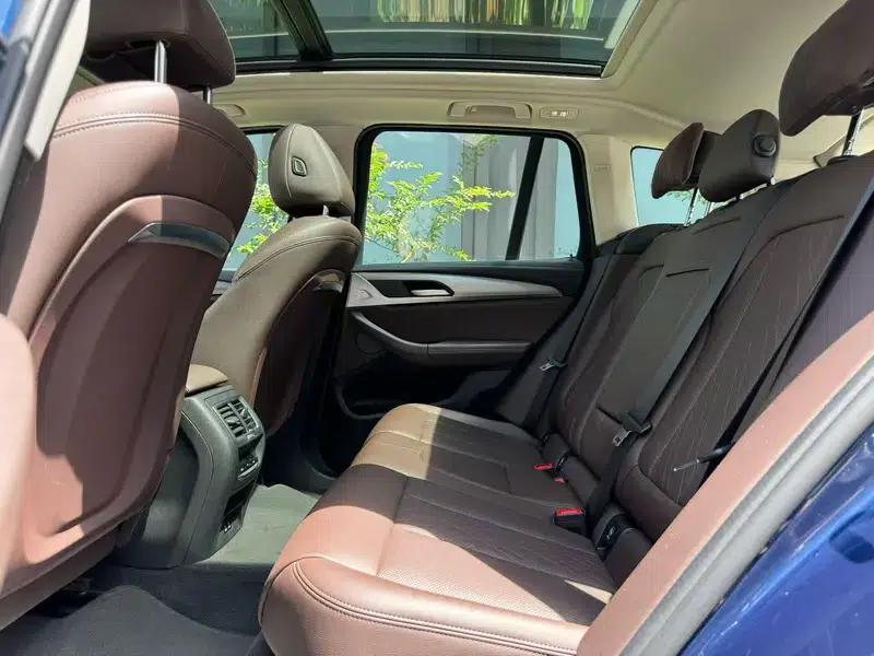 BMW iX3 2022 Leading Edition — миниатюра 10