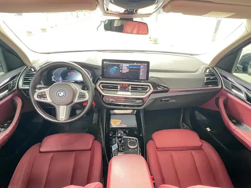 BMW iX3 2022 Leading Edition — миниатюра 18