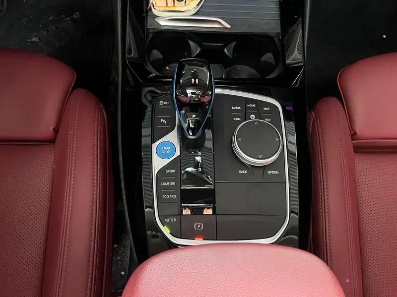 BMW iX3 2022 Leading Edition — миниатюра 21