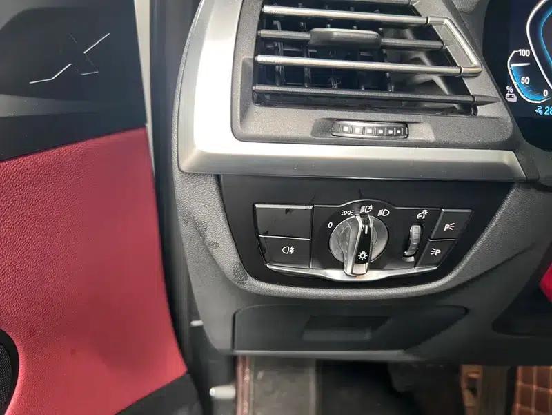 BMW iX3 2022 Leading Edition — миниатюра 22