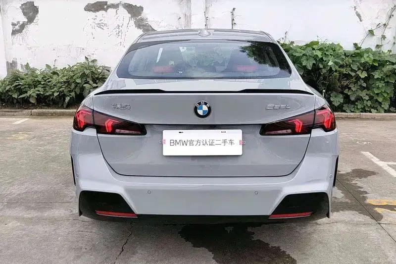 2025 BMW 2 Series 225L M Sport Shadow Edition — миниатюра 4