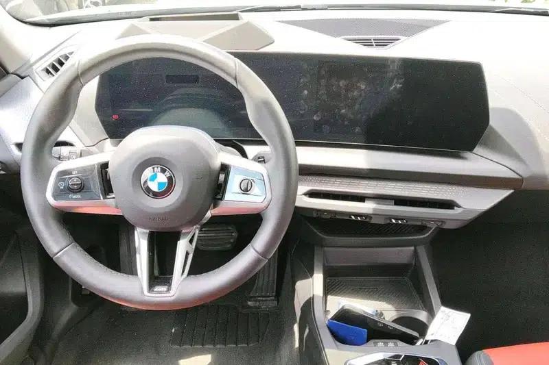 2025 BMW 2 Series 225L M Sport Shadow Edition — миниатюра 10