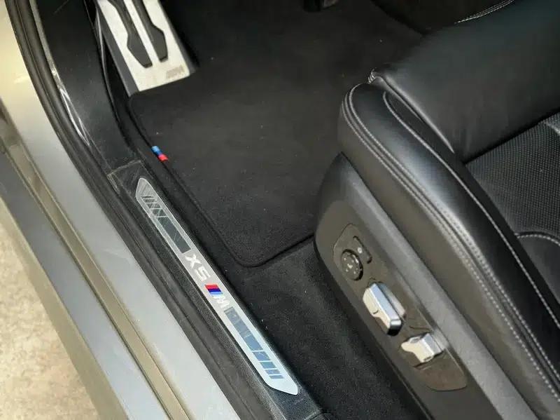 2021 BMW X5 M — миниатюра 10