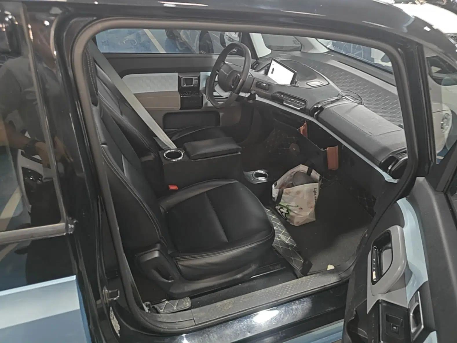 Baojun E300 2020 Plus Starry Intelligence Edition — миниатюра 19
