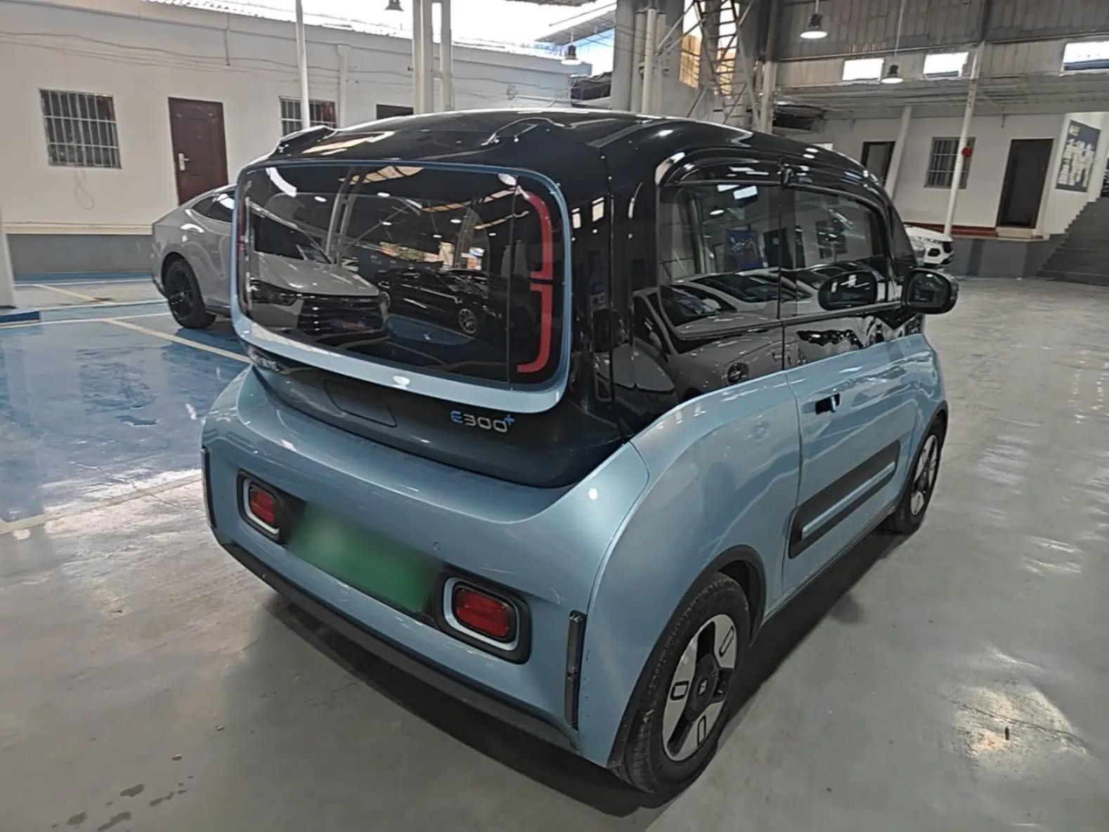 Baojun E300 2020 Plus Starry Intelligence Edition — миниатюра 6