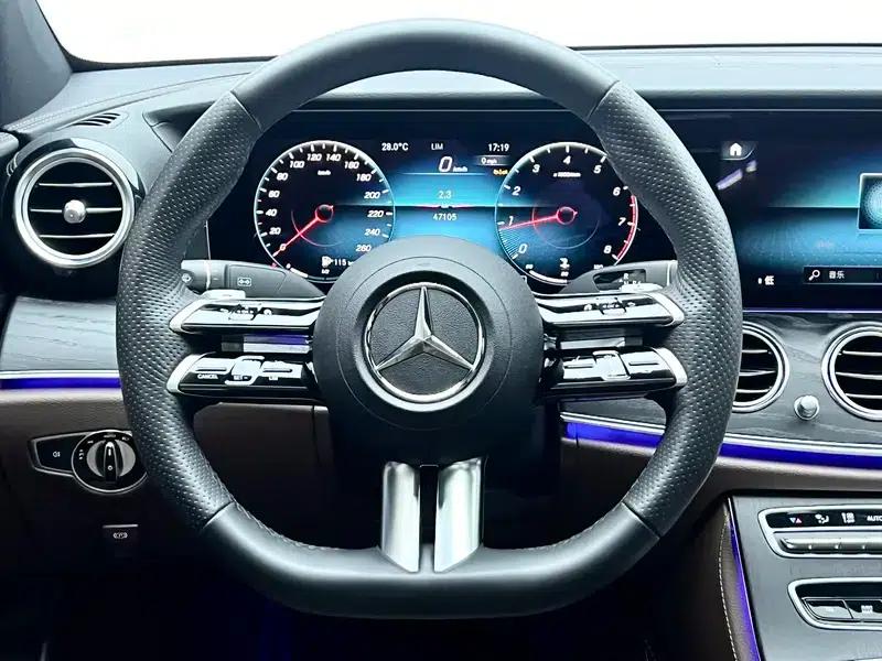 Mercedes-Benz E-Class 2023 Facelift E 260 L Sport Sedan — миниатюра 16