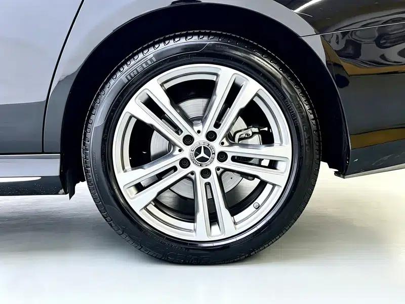 Mercedes-Benz E-Class 2023 Facelift E 260 L Sport Sedan — миниатюра 9