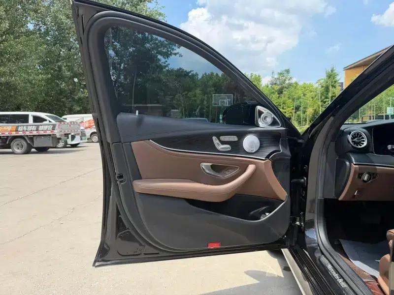 Mercedes-Benz E-Class 2022 E 300 L Luxury Sport Sedan — миниатюра 15