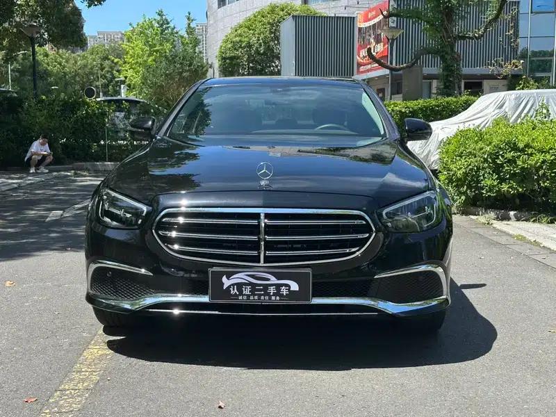 Mercedes-Benz E-Class 2023 Facelift E 260 L Sedan — миниатюра 2