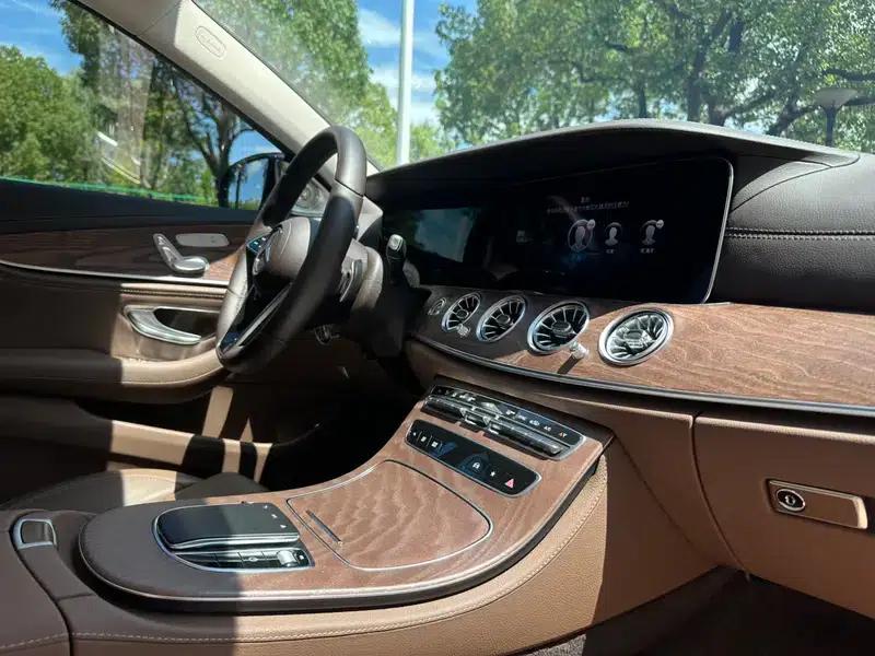 Mercedes-Benz E-Class 2023 Facelift E 260 L Sedan — миниатюра 19