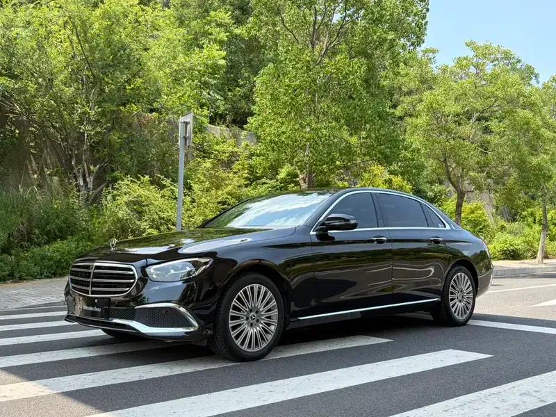 Mercedes-Benz E-Class 2022 Model, Third Facelift, E 300 L Luxury Sedan — миниатюра 1