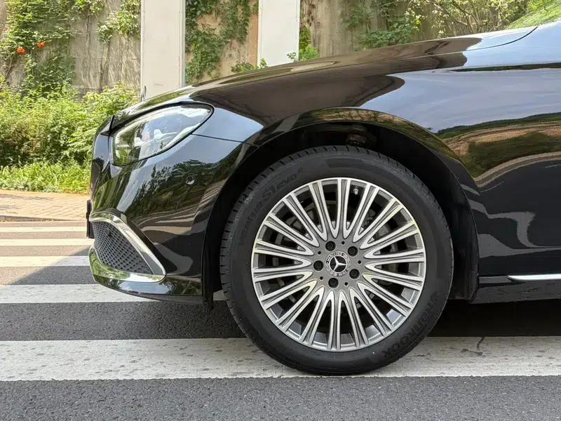 Mercedes-Benz E-Class 2022 Model, Third Facelift, E 300 L Luxury Sedan — миниатюра 8