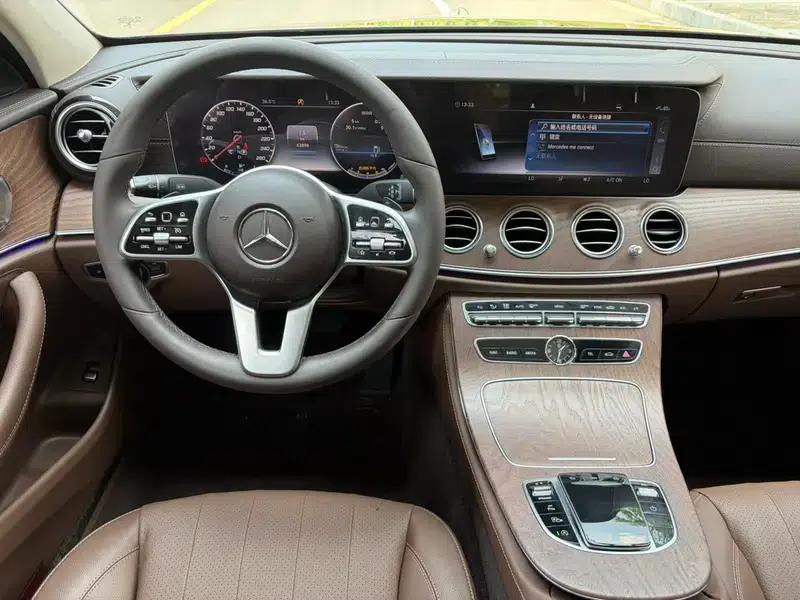 Mercedes-Benz E-Class 2020 E 300 L Fashion Edition — миниатюра 11