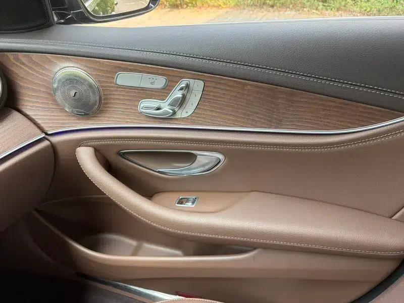 Mercedes-Benz E-Class 2020 E 300 L Fashion Edition — миниатюра 9