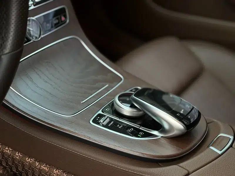 2018 Mercedes-Benz E-Class E 200 L — миниатюра 11
