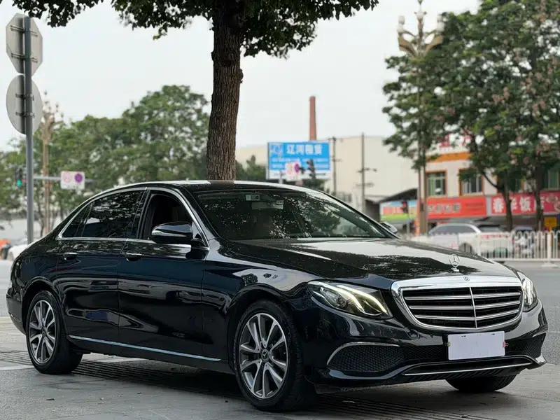 2018 Mercedes-Benz E-Class E 200 L — миниатюра 3