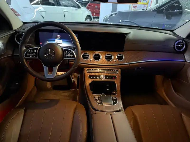 Mercedes-Benz E-Class 2019 Facelift E 300 L Fashion Model — миниатюра 11