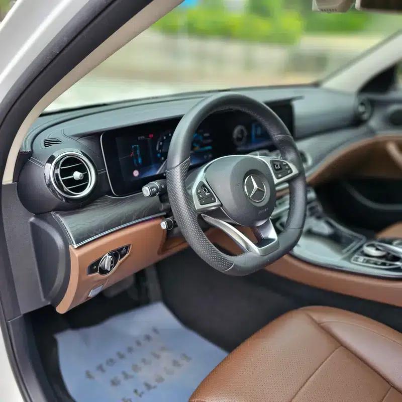 Mercedes-Benz E-Class 2017 E 300 L Sport Luxury — миниатюра 18