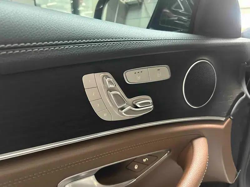 Mercedes-Benz E-Class 2020 E 300 L Fashion Edition — миниатюра 12