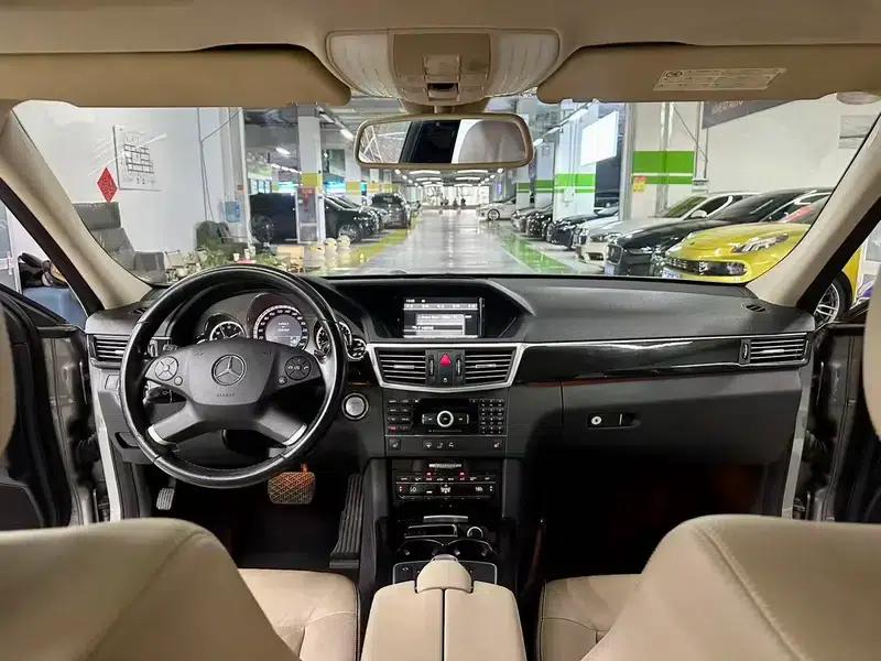 Mercedes-Benz E-Class (Imported) 2009 E 300 Fashion Model — миниатюра 13