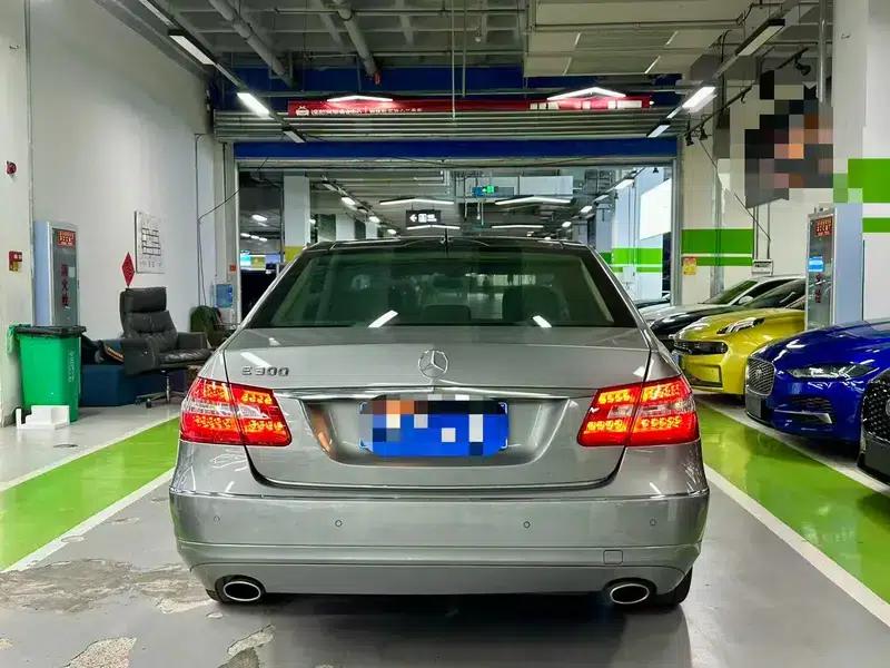 Mercedes-Benz E-Class (Imported) 2009 E 300 Fashion Model — миниатюра 6