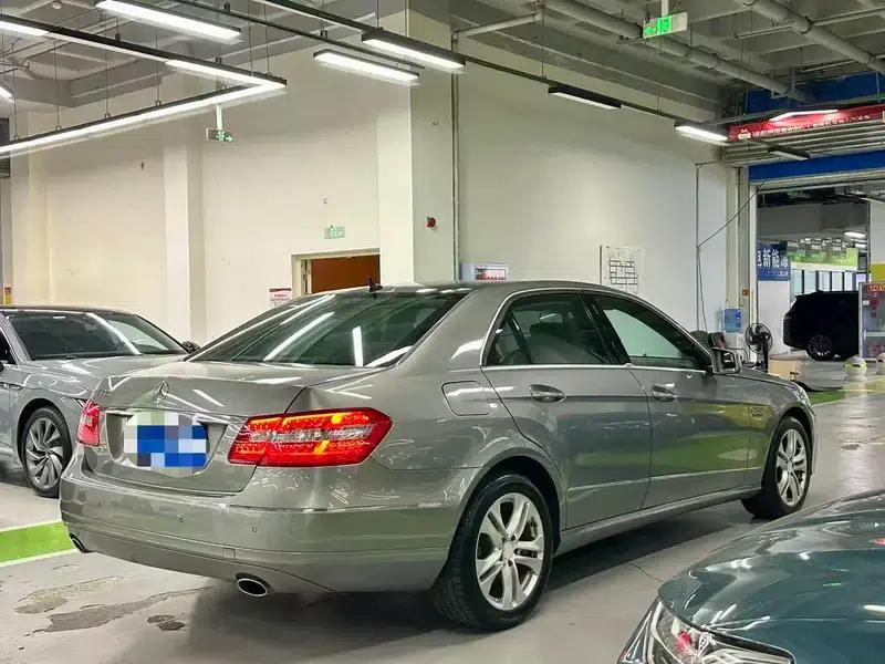 Mercedes-Benz E-Class (Imported) 2009 E 300 Fashion Model — миниатюра 7