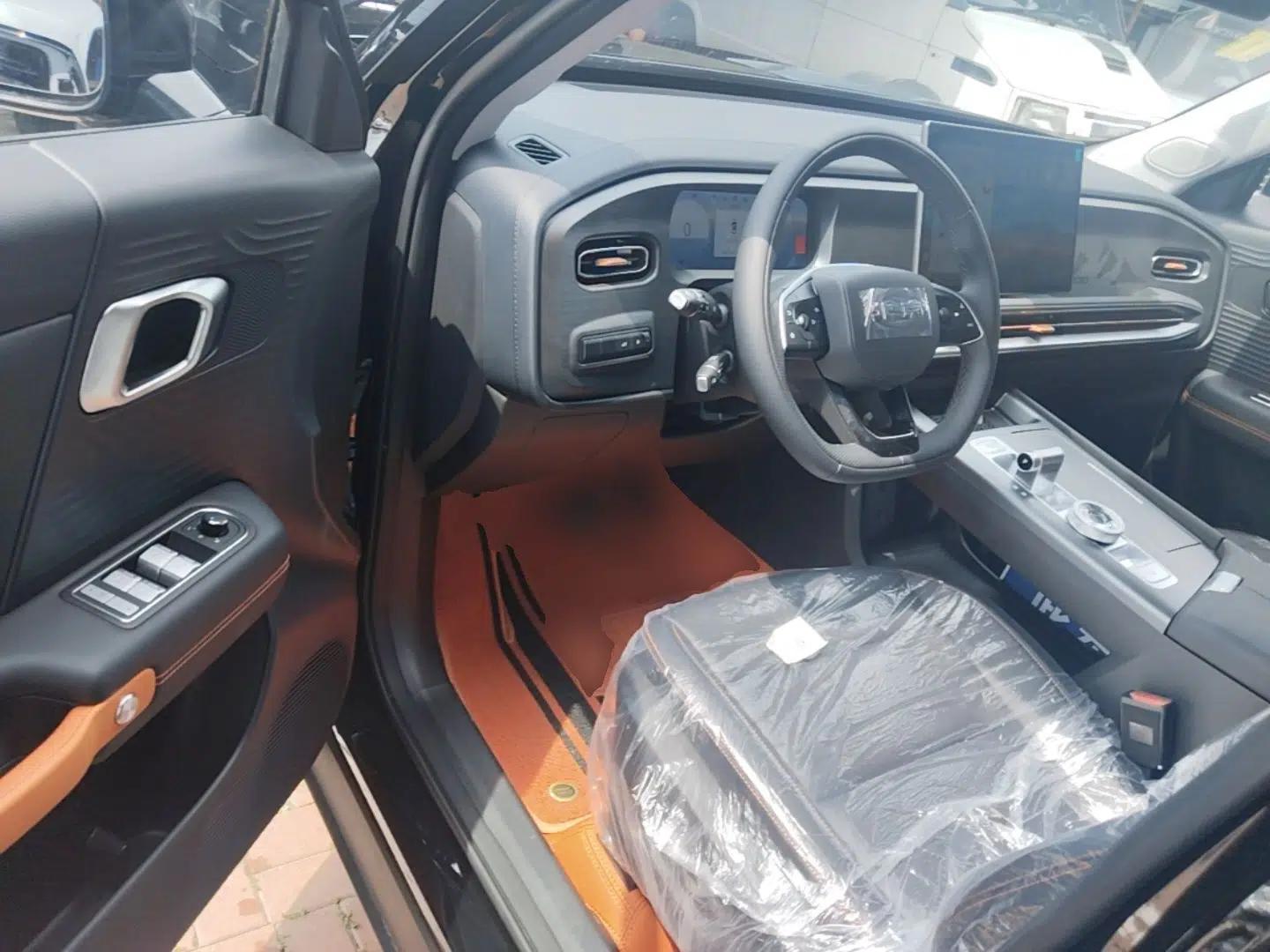 BAIC Off-Road BJ30 2026 Model Traveler 1.5T DCT Two-Wheel Drive Advanced Version — миниатюра 18