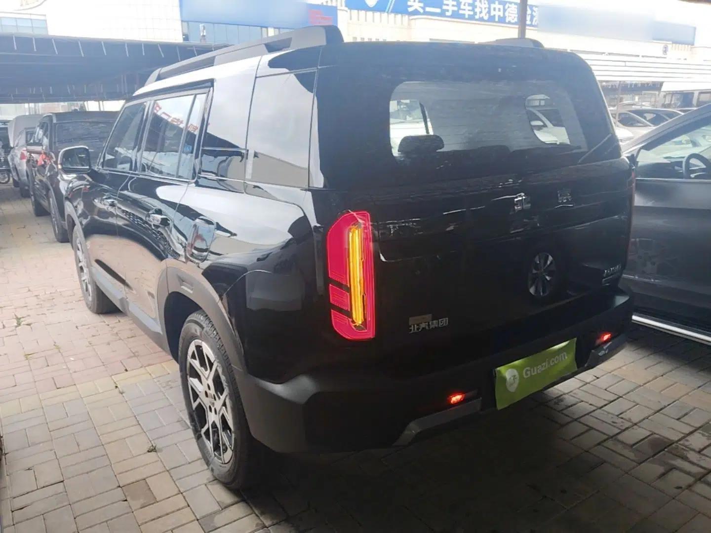 BAIC Off-Road BJ30 2026 Model Traveler 1.5T DCT Two-Wheel Drive Advanced Version — миниатюра 4