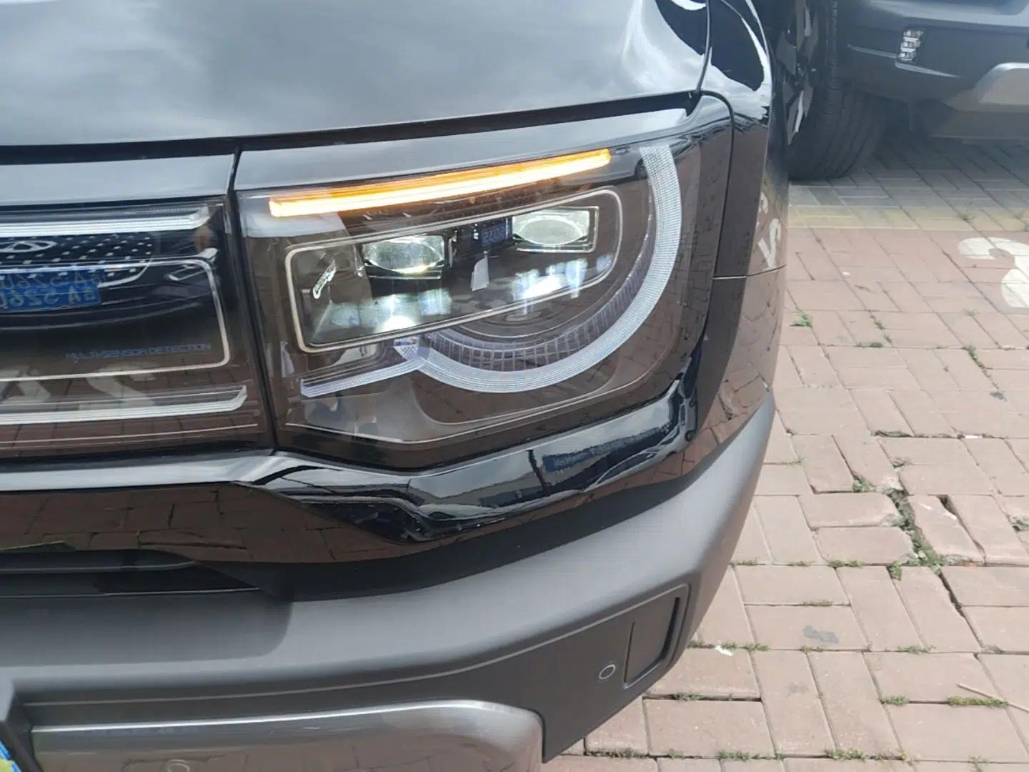 BAIC Off-Road BJ30 2026 Model Traveler 1.5T DCT Two-Wheel Drive Advanced Version — миниатюра 8